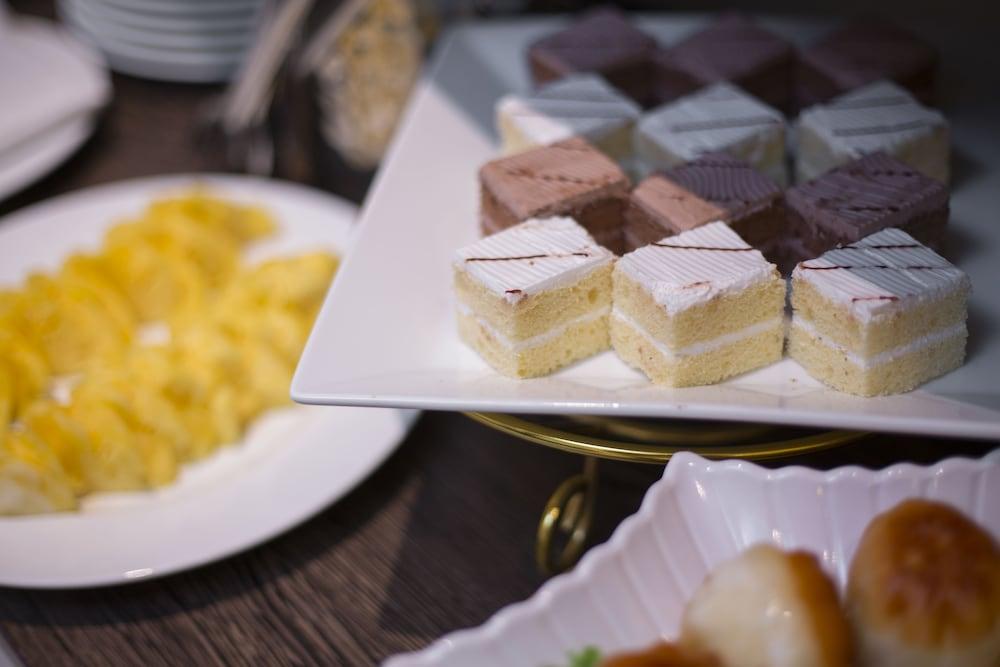Galliot Central Hotel Hanoi Luaran gambar