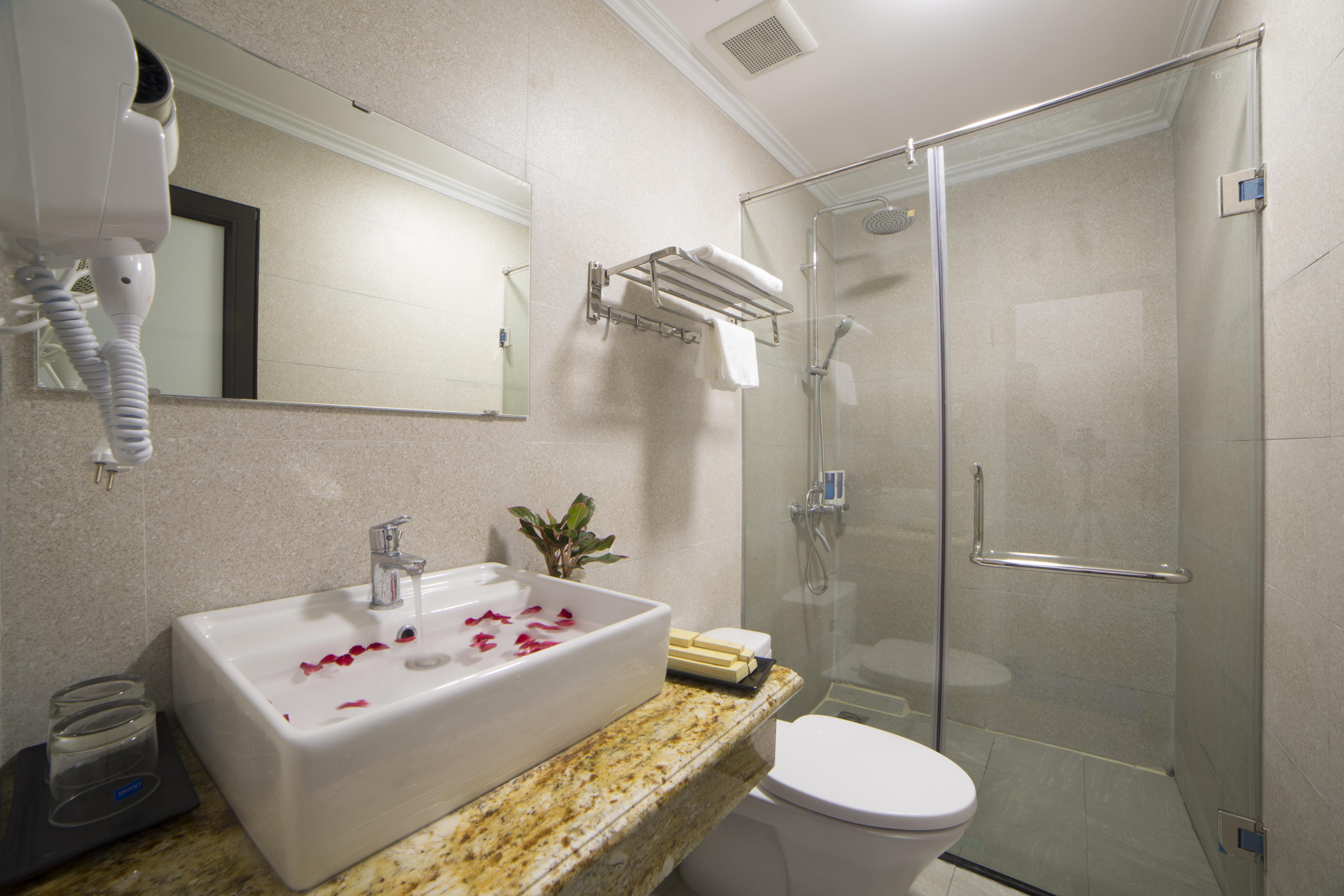 Galliot Central Hotel Hanoi Luaran gambar